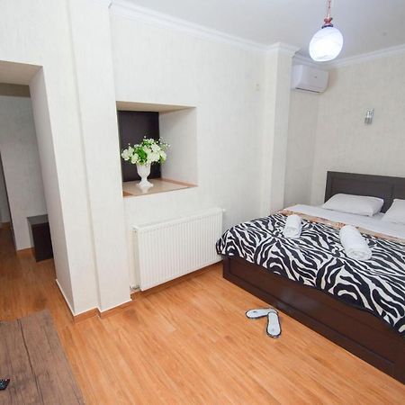 Hotel Elegant 2 Tbilisi Eksteriør bilde