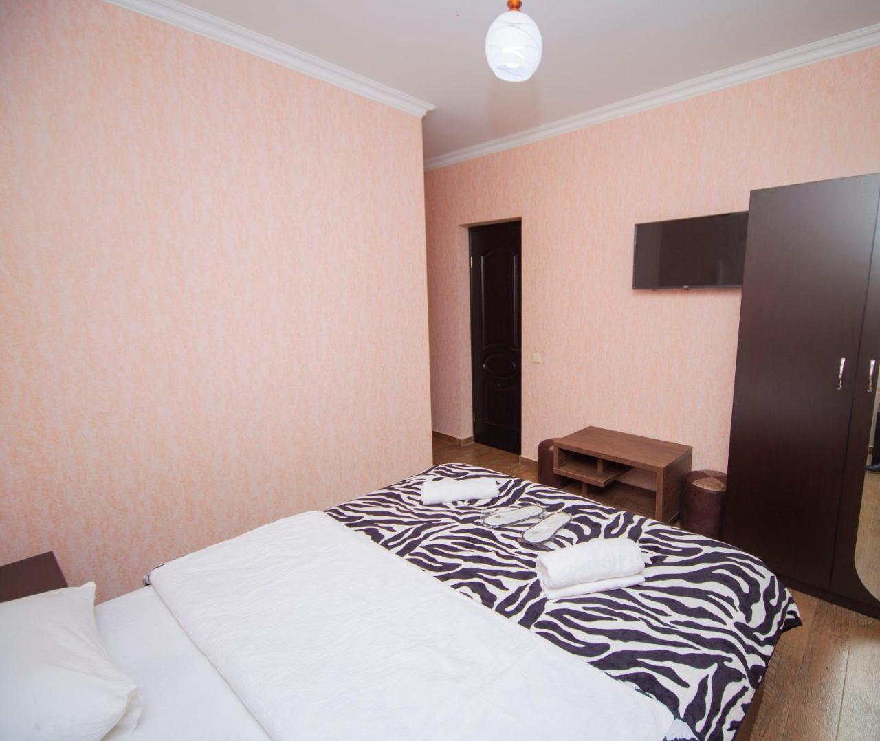 Hotel Elegant 2 Tbilisi Eksteriør bilde
